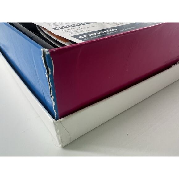 Trivial Pursuit 2000s COMPLETE 2016 Hasbro Gaming Pop Culture Collectible Game - Picture 9 of 11